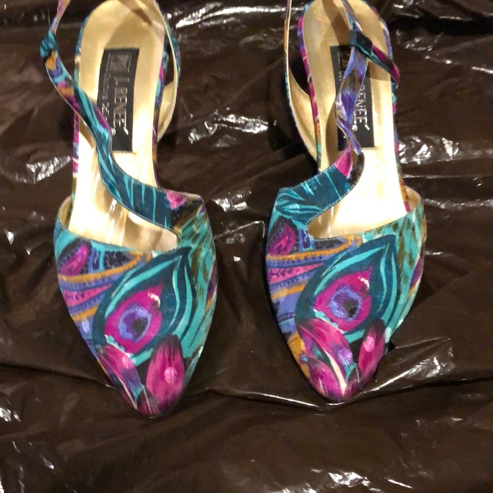 Woman’s. Shoes